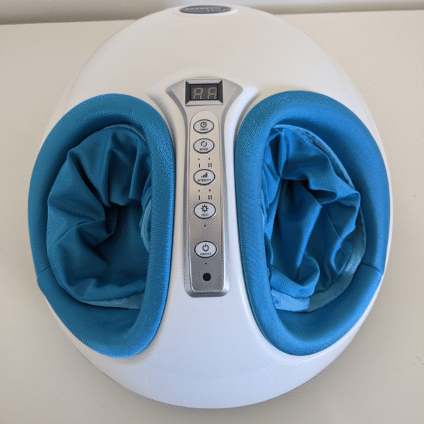 Appareil de massage pour pieds avec pétrissage, chaleur et pression d'air